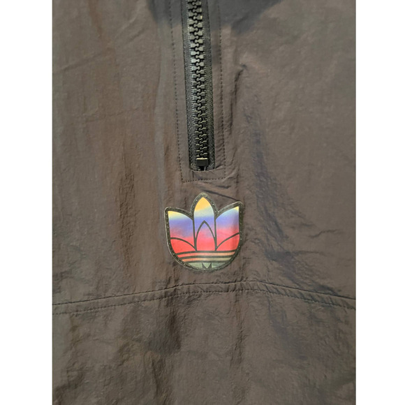 adidas Cropped Half-Zip Hoodie (US/M) - Picture 3 of 7